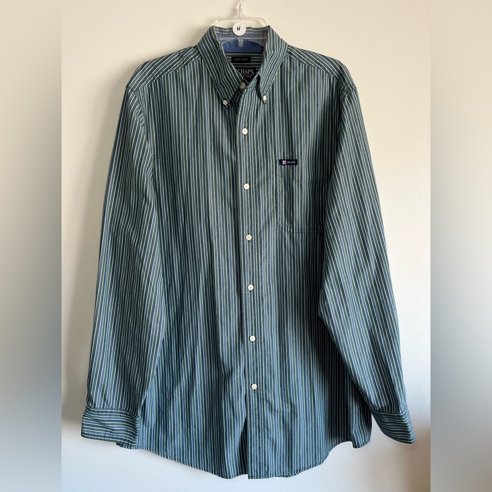 Chaps. Men’s Green Blue Striped Button-Down Dress Shirt. Size LT.